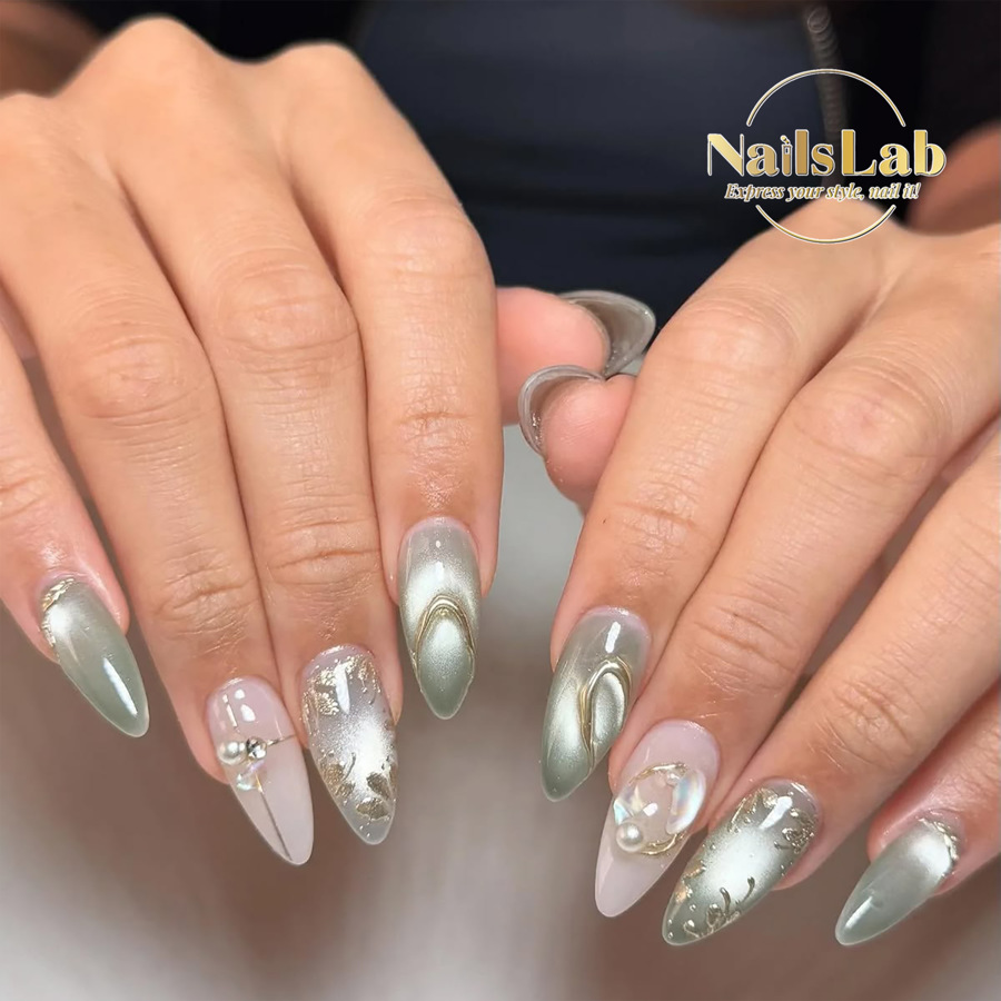 Nails Lab